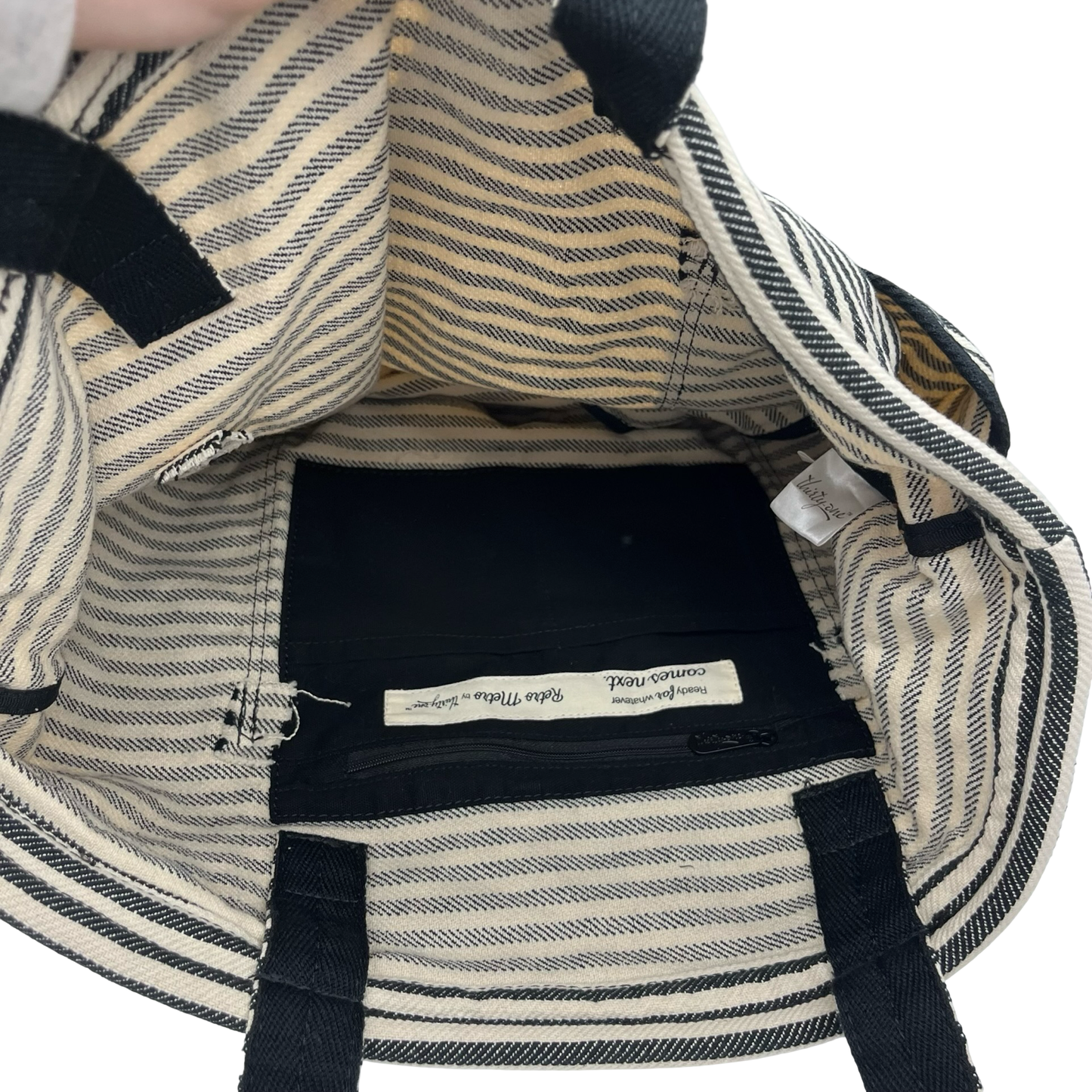 Tote By Thirty One In Striped Pattern, Size:Medium