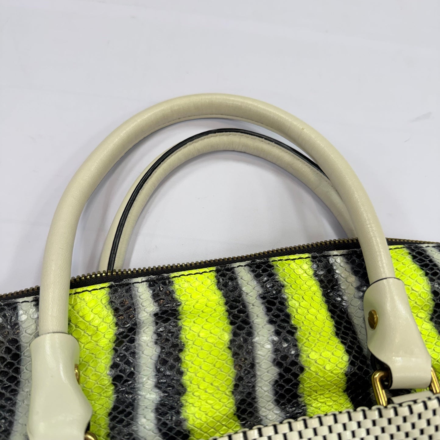 Handbag Designer By Marc By Marc Jacobs, Size: Medium