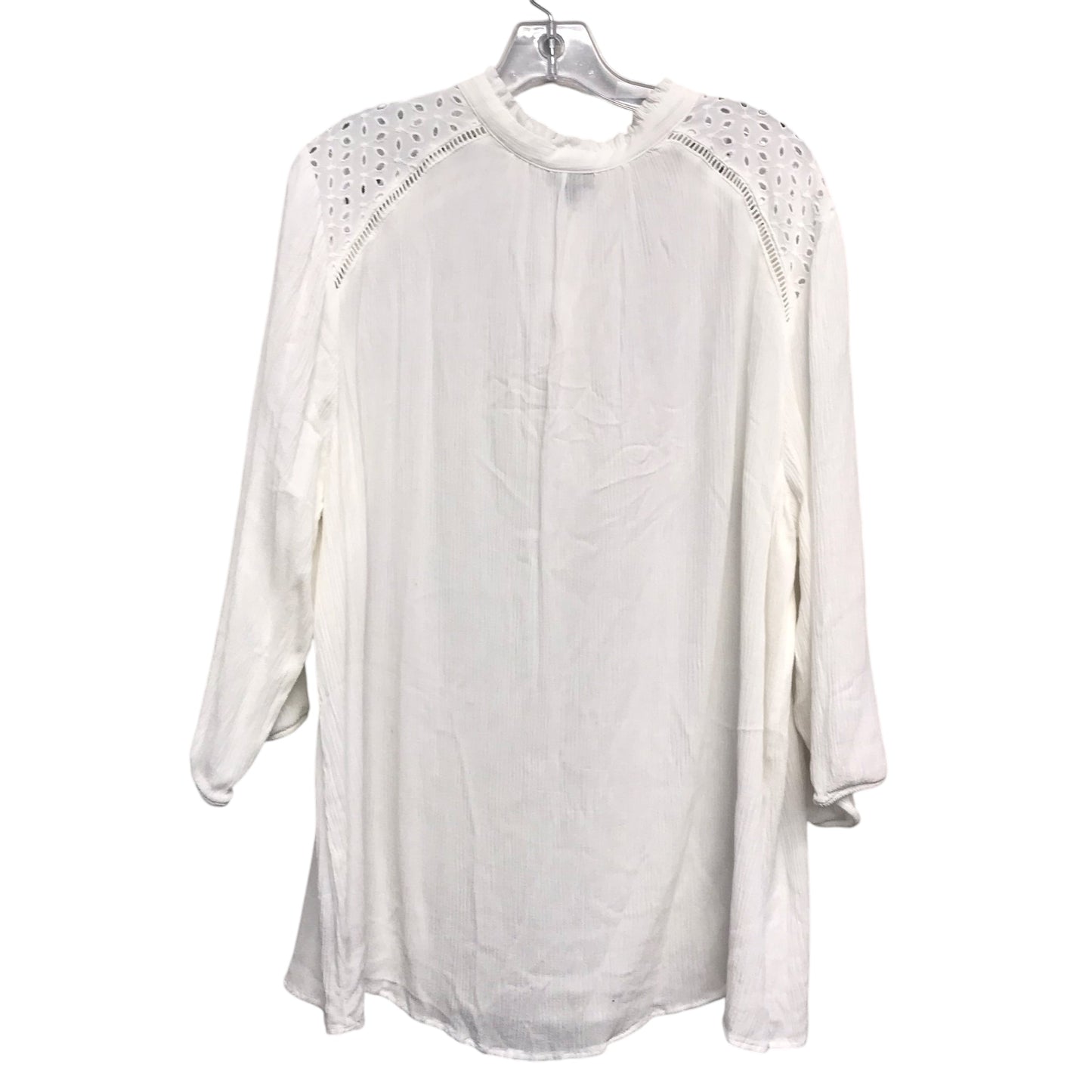 Top 3/4 Sleeve By Torrid In White, Size:3X