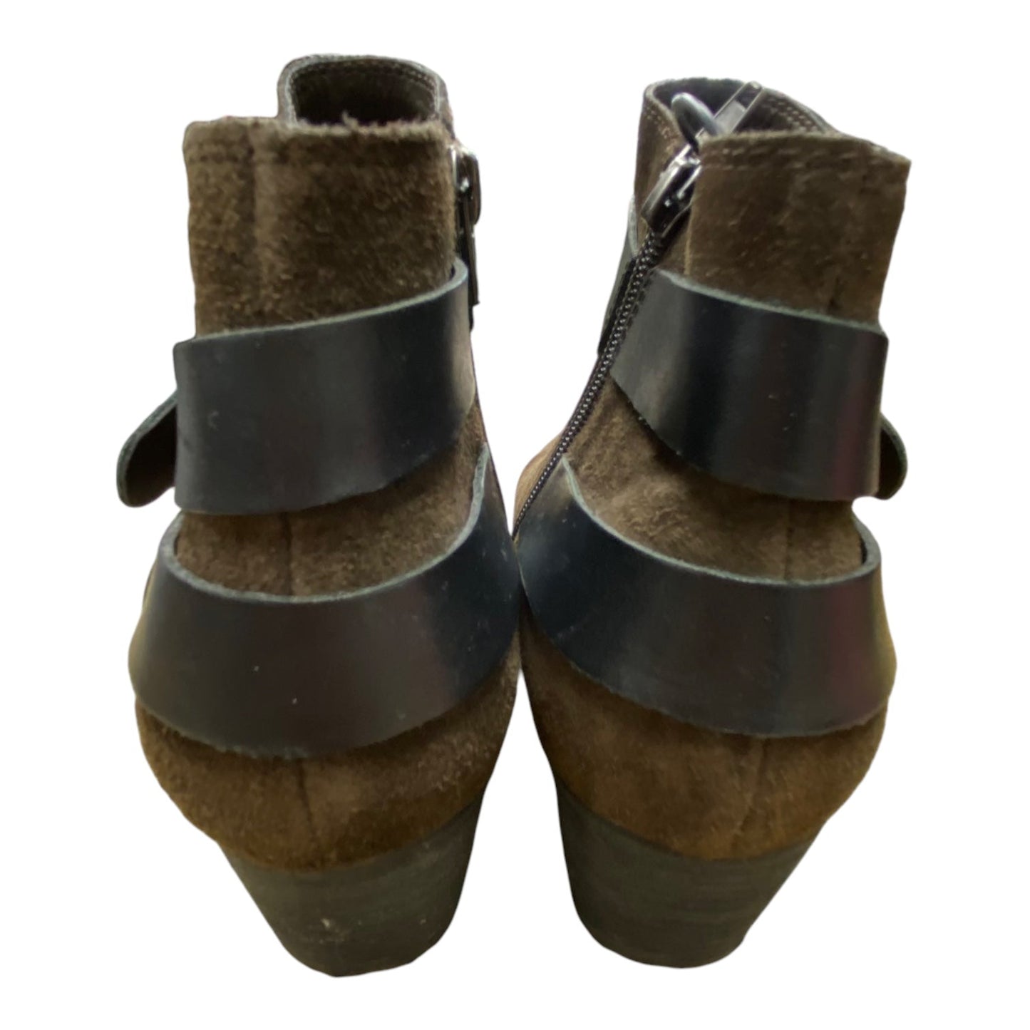 Boots Ankle Flats By Dolce Vita Size: 9.5