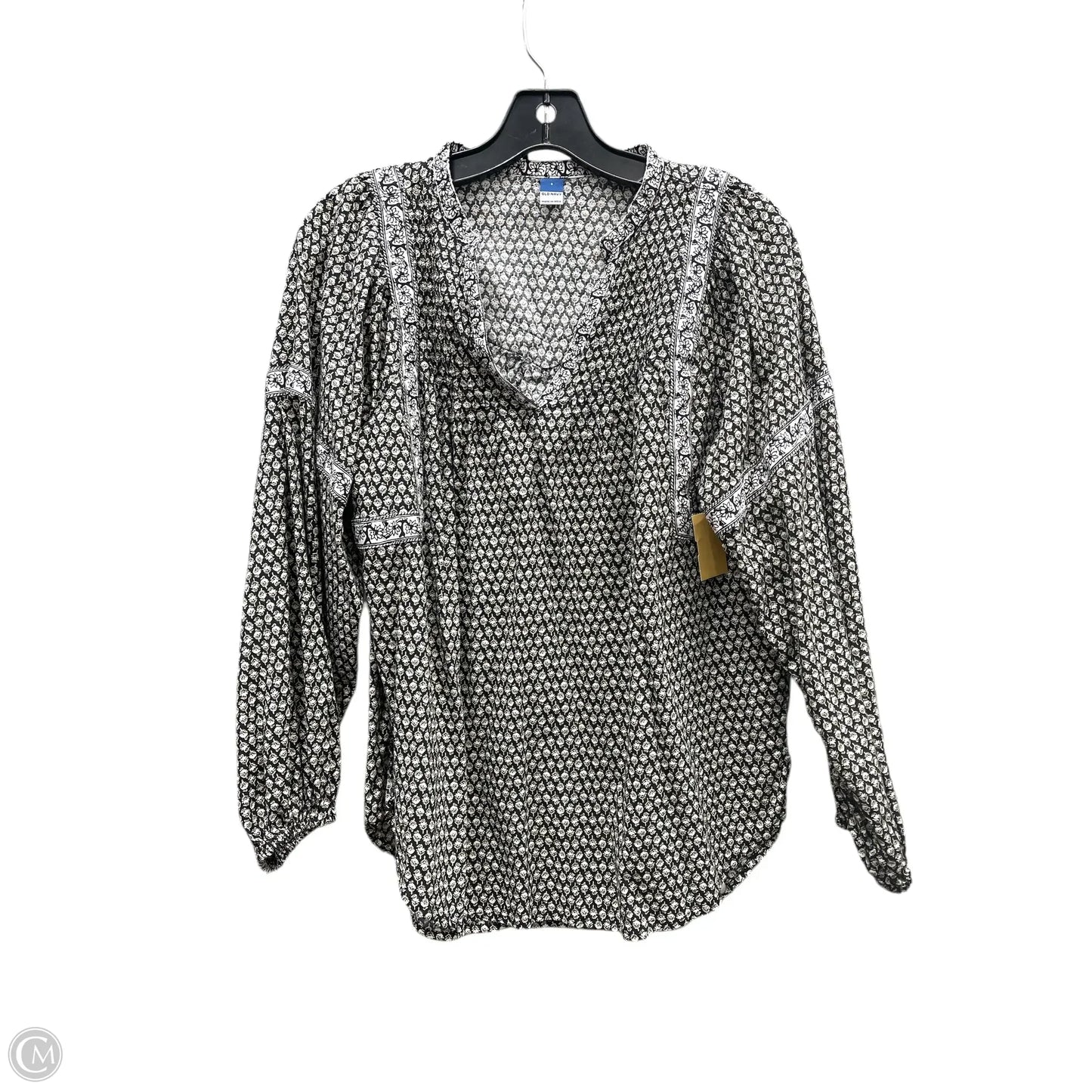 Top Long Sleeve By Old Navy In Black & White, Size: S