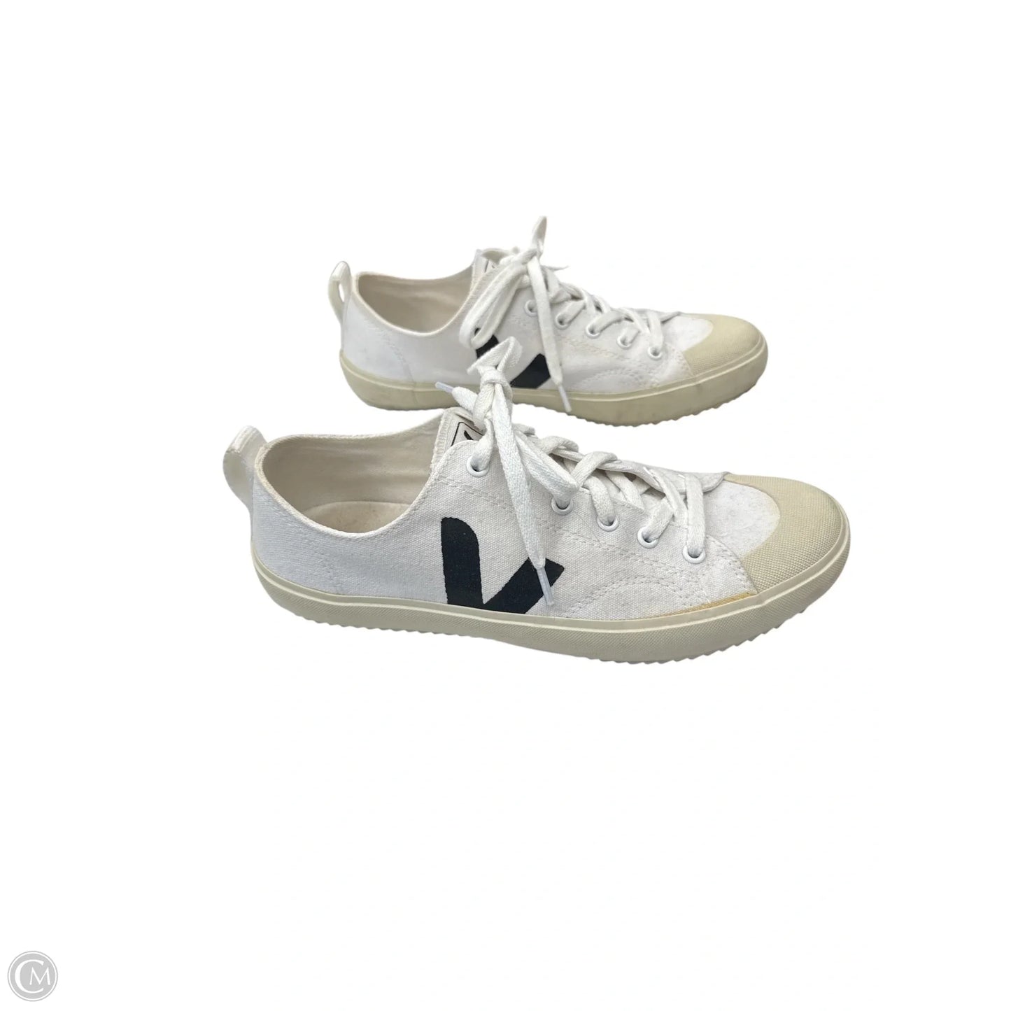 Shoes Sneakers By Clothes Mentor In White, Size: 8