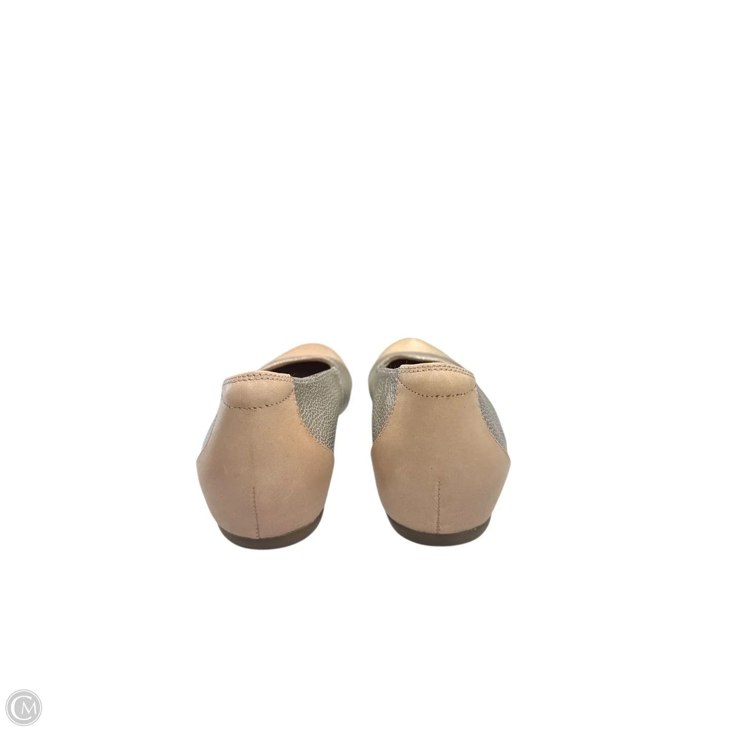 Shoes Flats By Clothes Mentor In Gold & Tan, Size: 6