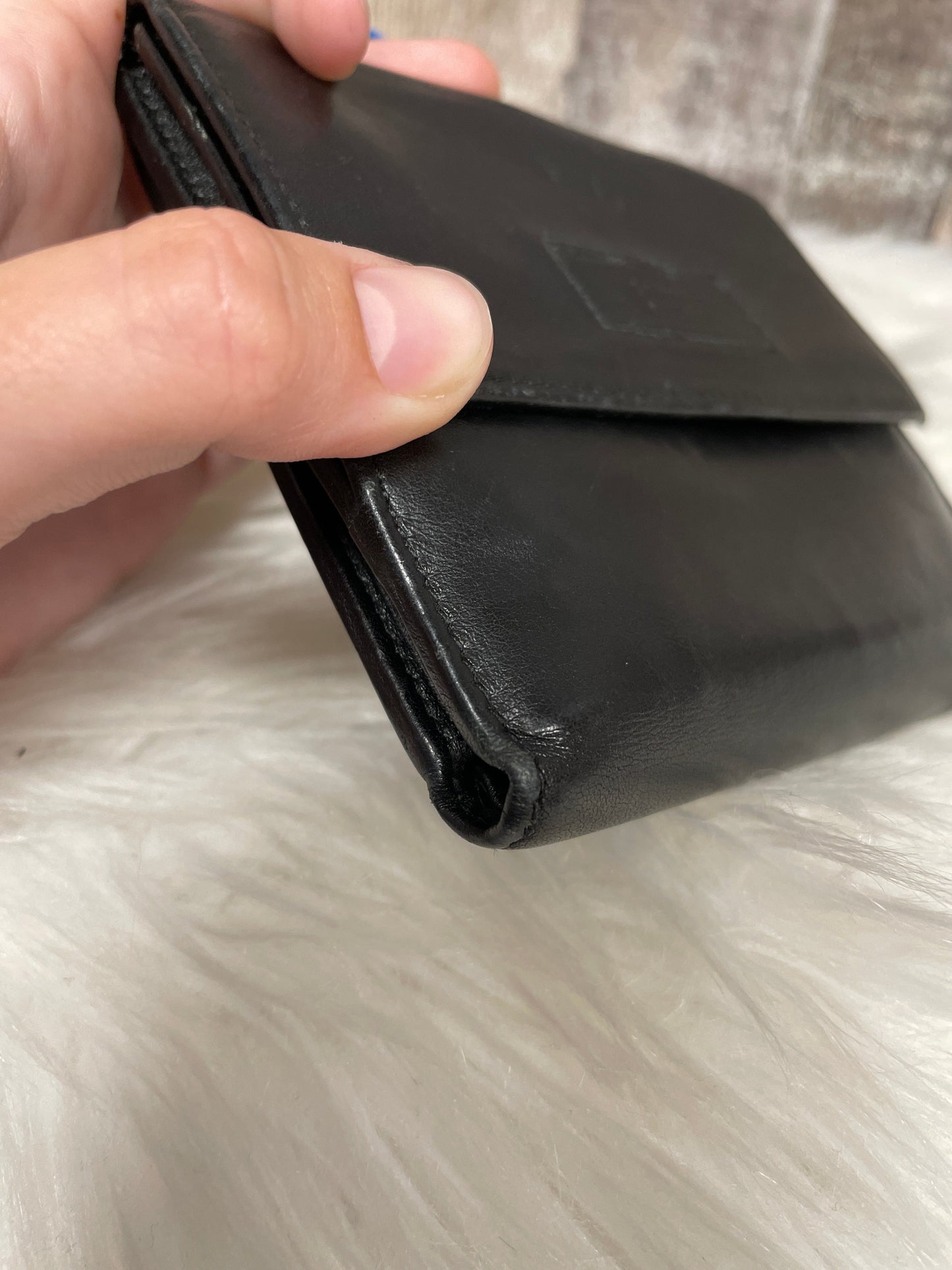 Wallet Luxury Designer By Gucci, Size: Large