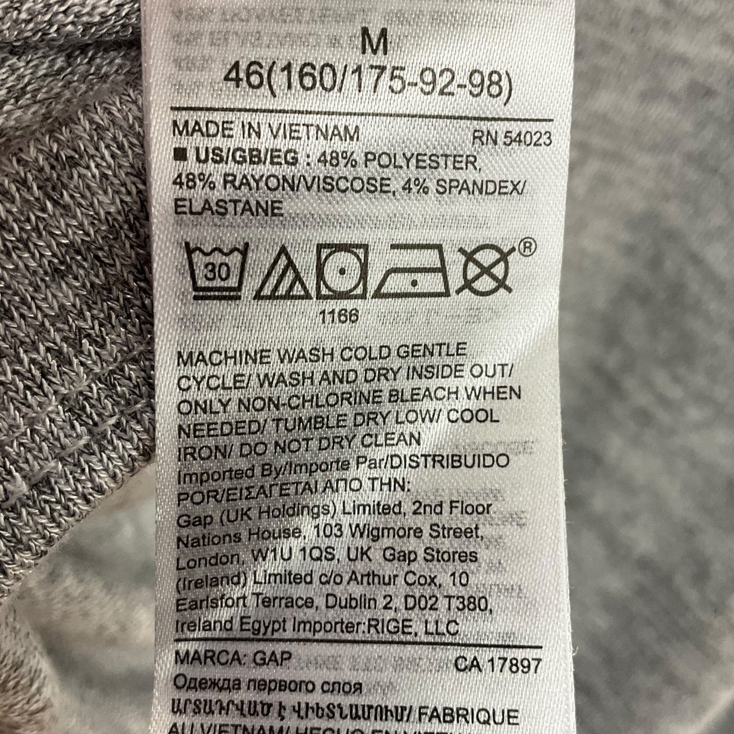 Top Long Sleeve Basic By Gap Size: M