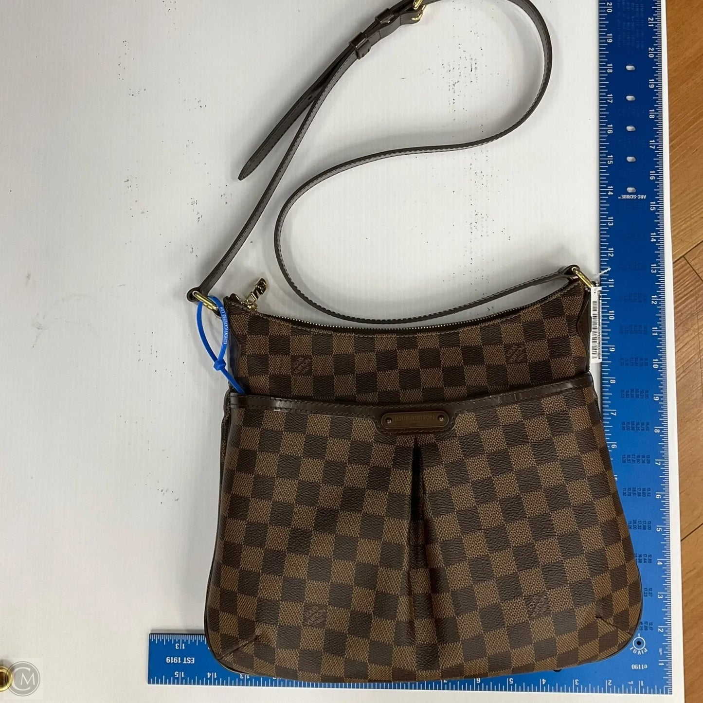 Crossbody Luxury Designer By Louis Vuitton, Size: Large
