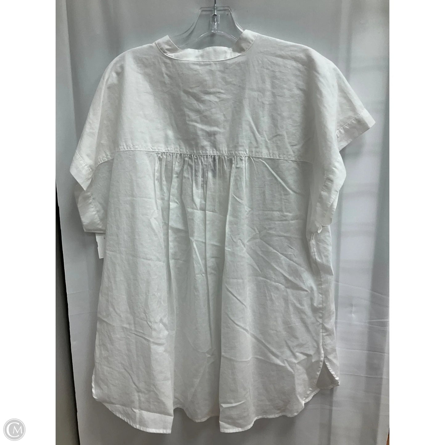 Top Sleeveless By Universal Thread In White, Size: Xxl