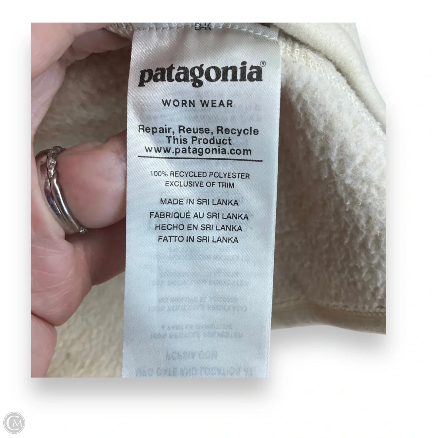 Athletic Top Long Sleeve Collar By Patagonia In Beige, Size: S