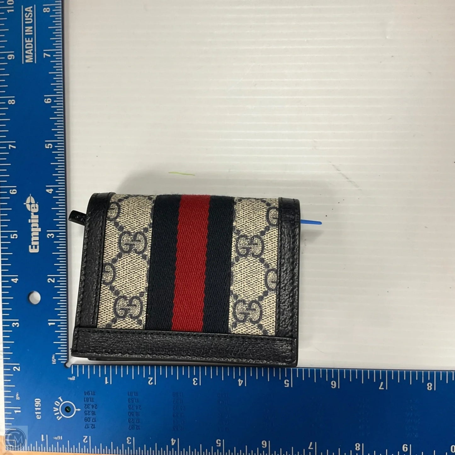 Wallet Luxury Designer By Gucci, Size: Small