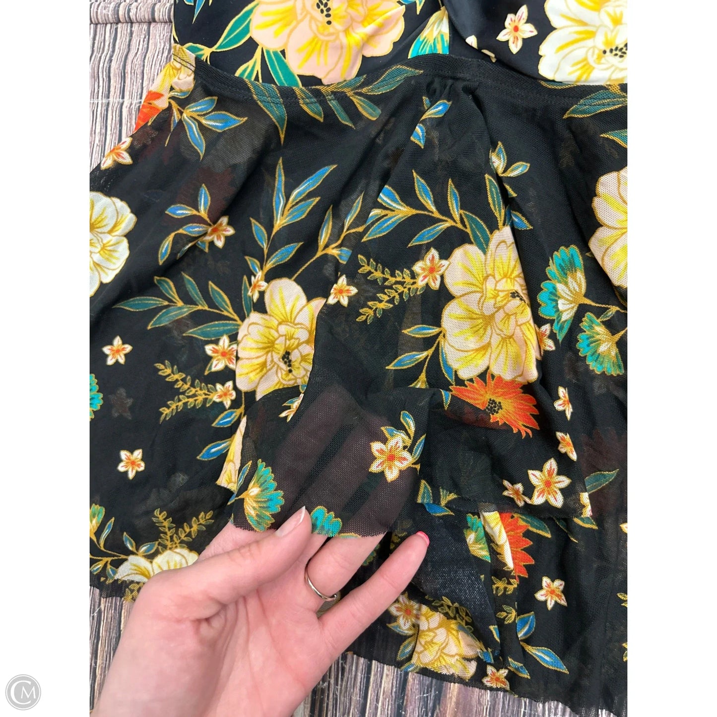 Swimsuit Top By Kona Sol In Black, Size: S