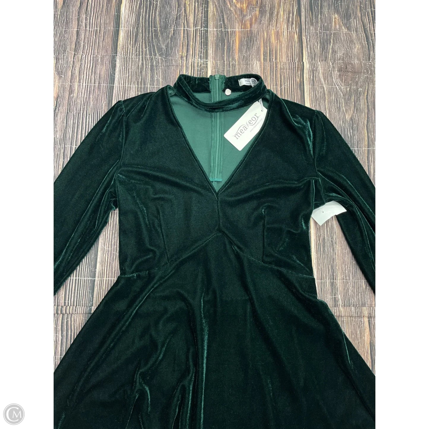 Dress Party Short By Clothes Mentor In Green, Size: M