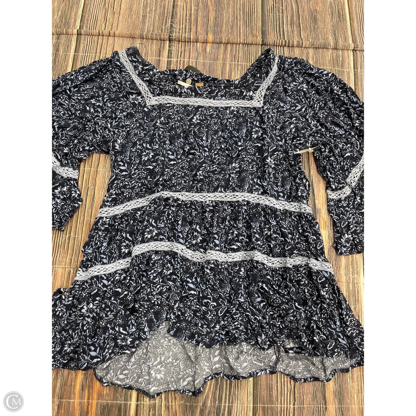 Top Short Sleeve By Free People In Blue, Size: M