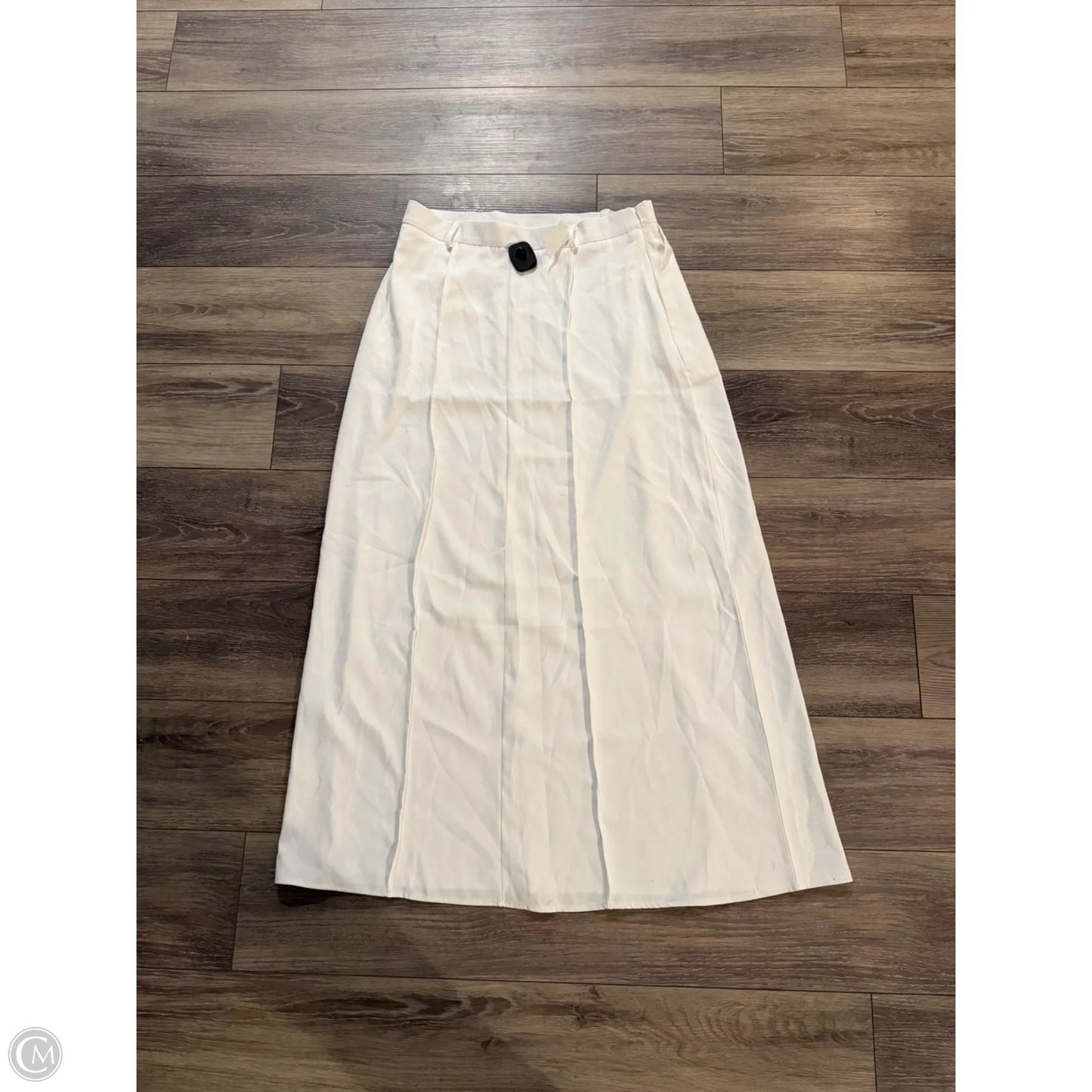Skirt Maxi By Clothes Mentor In White, Size: 1x