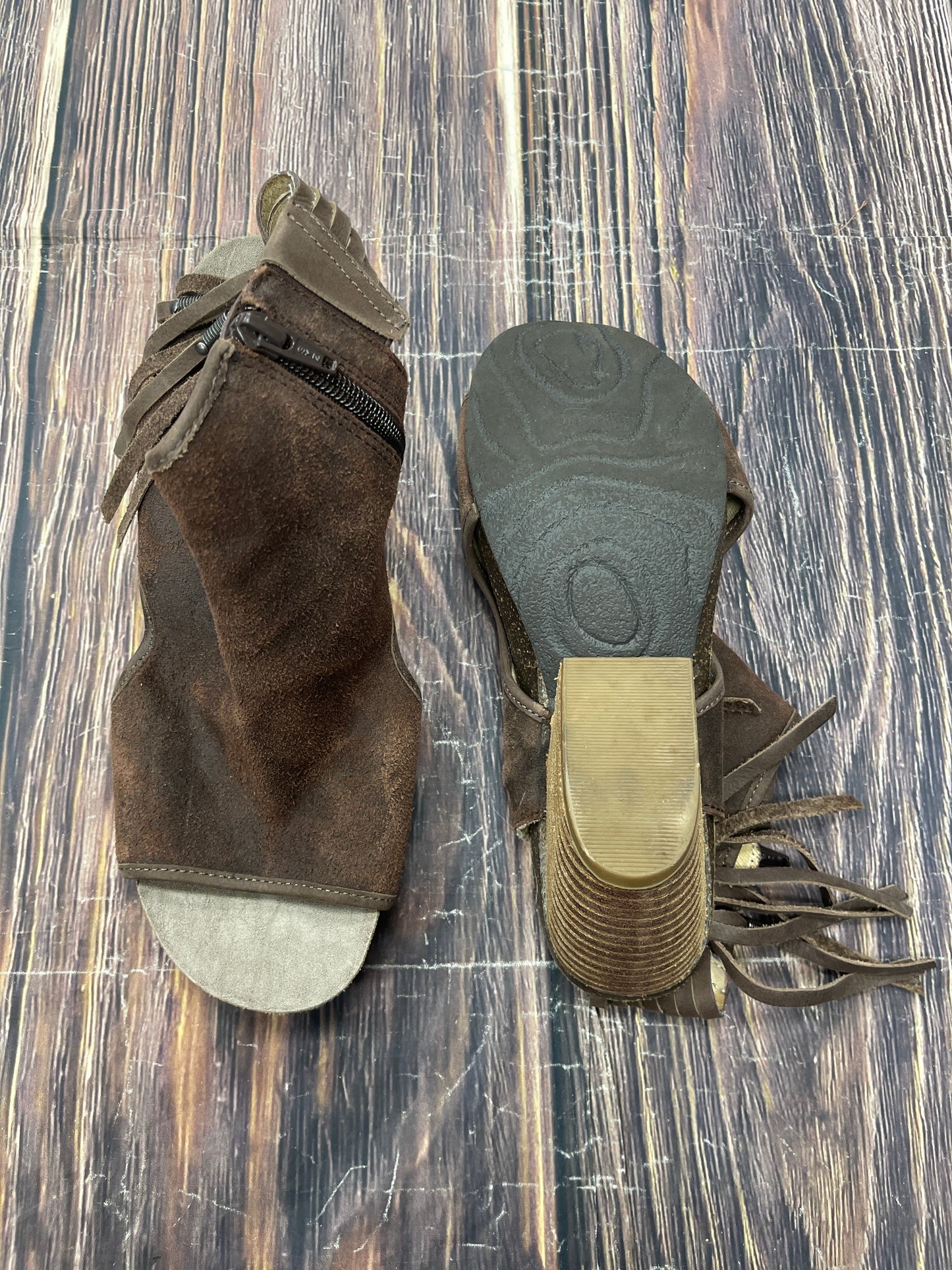 Sandals Heels Block By Otbt In Brown, Size: 8.5