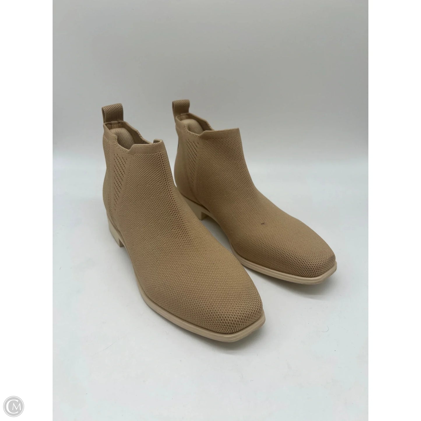 Boots Ankle Flats By Cmb In Tan, Size: 6.5