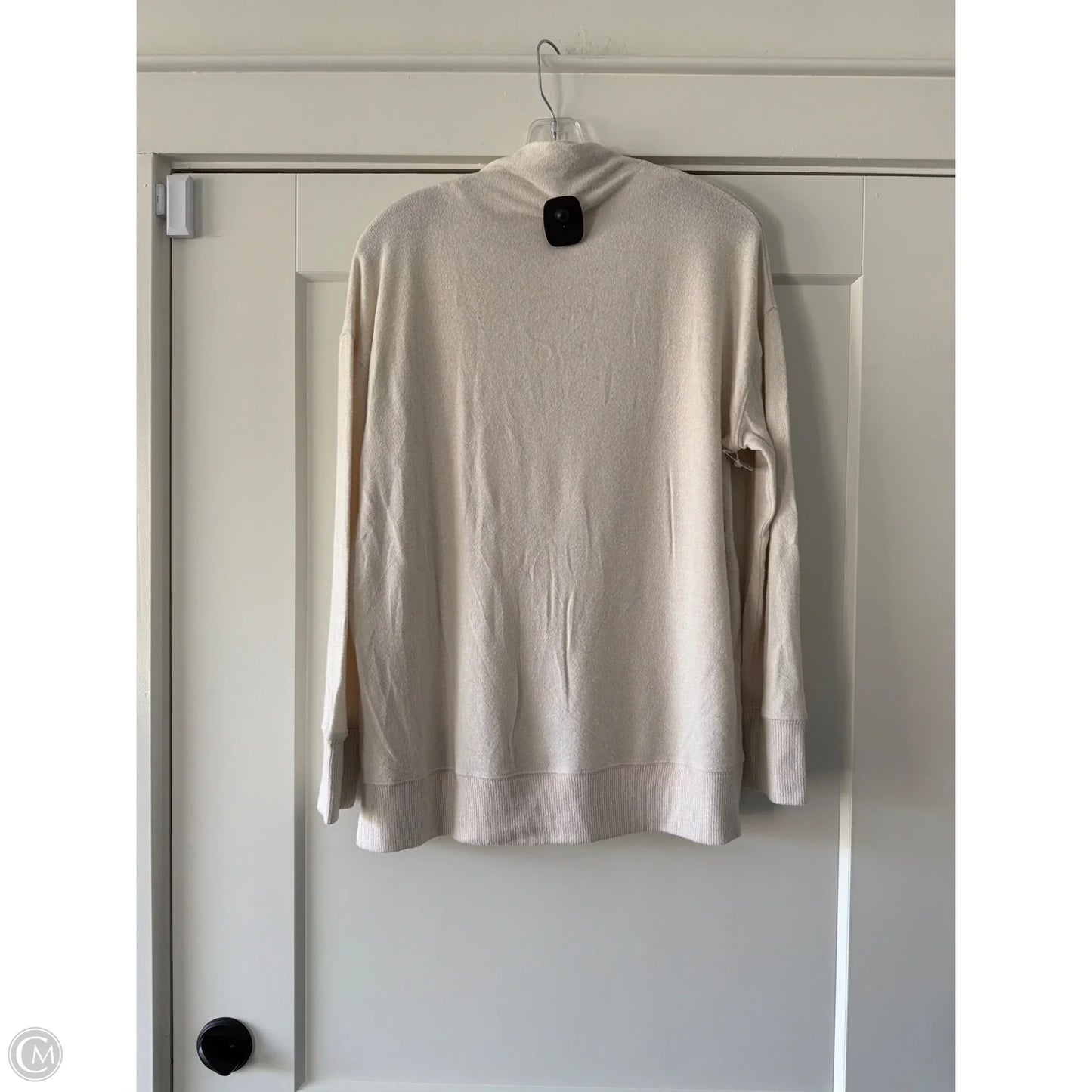 Top Long Sleeve By Be Cool In Cream, Size: M