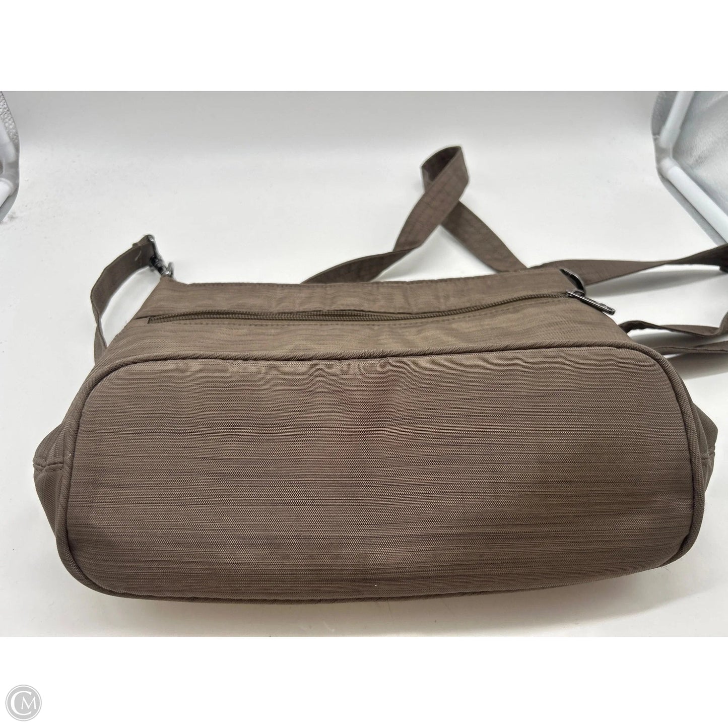 Handbag By Lug, Size: Medium
