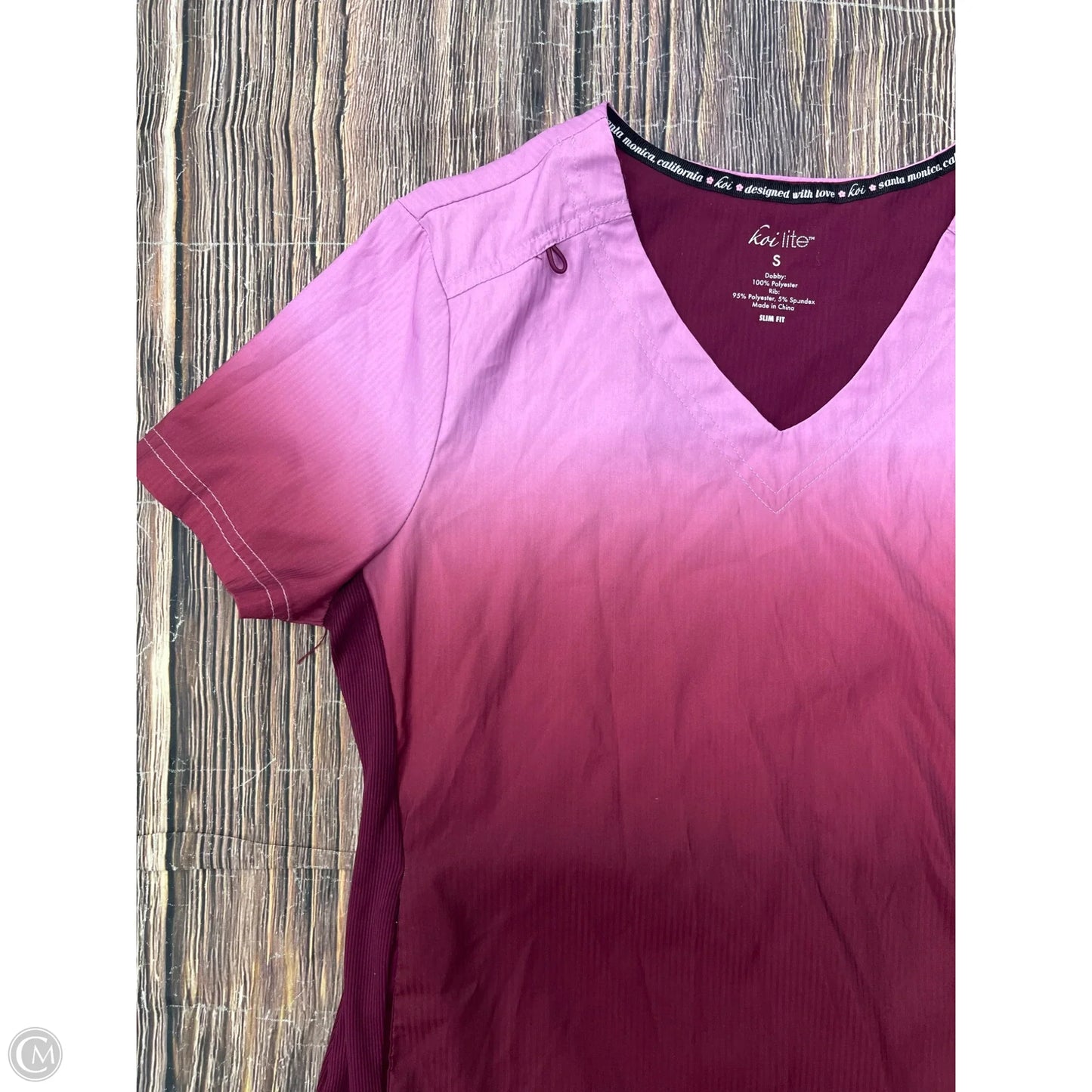 Top Short Sleeve By Clothes Mentor In Maroon, Size: S
