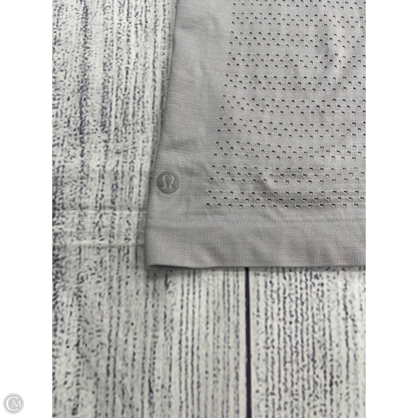 Athletic Top Short Sleeve By Lululemon In Grey, Size: 4