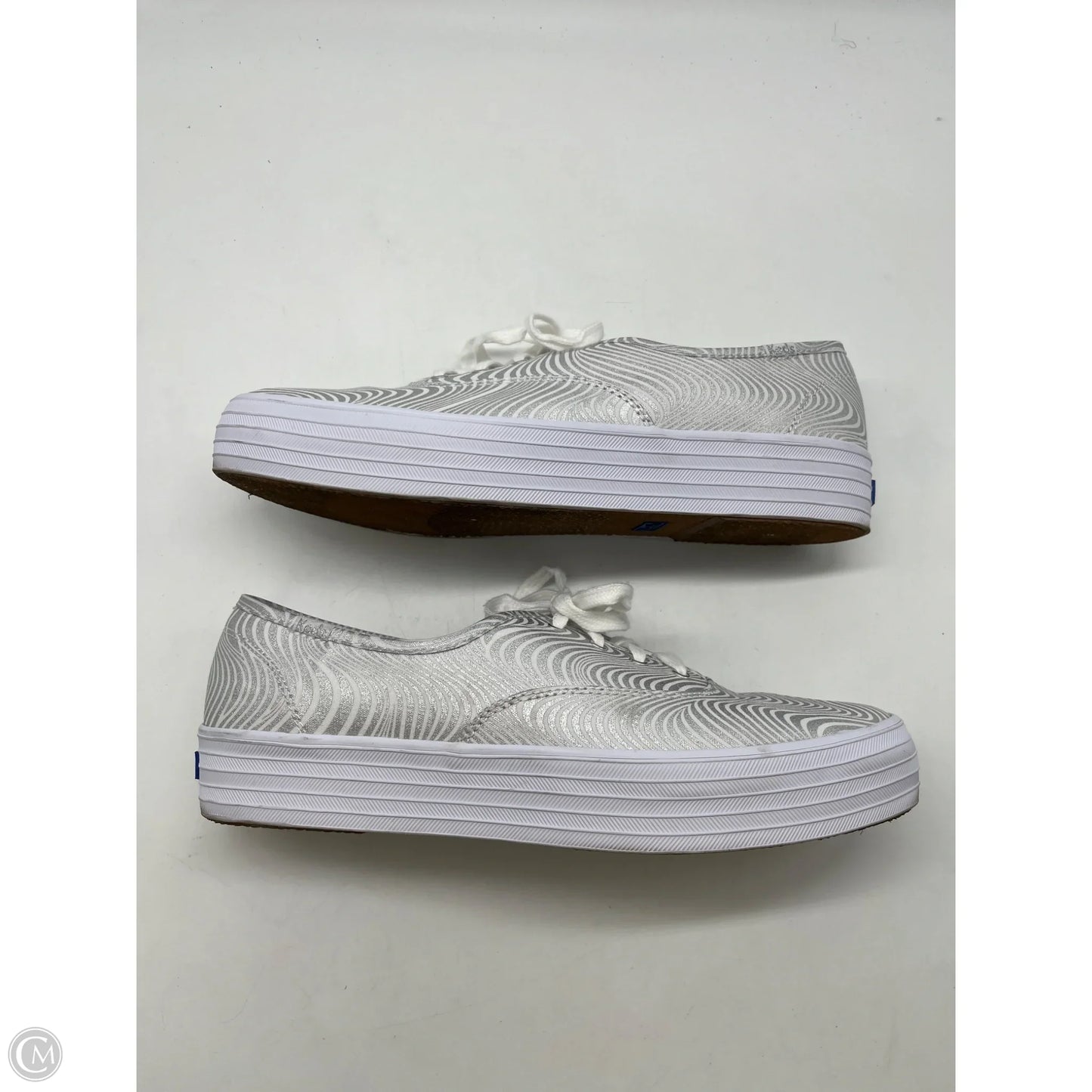 Shoes Sneakers By Keds In White, Size: 11