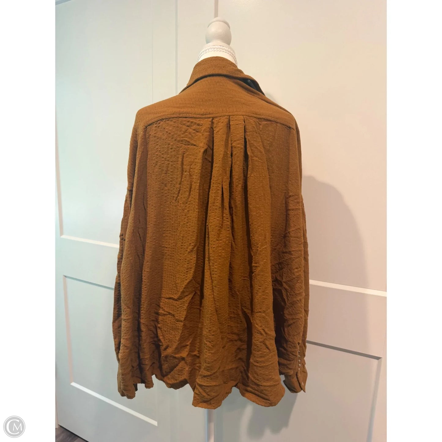 Top Long Sleeve By Bke In Yellow, Size: Xl