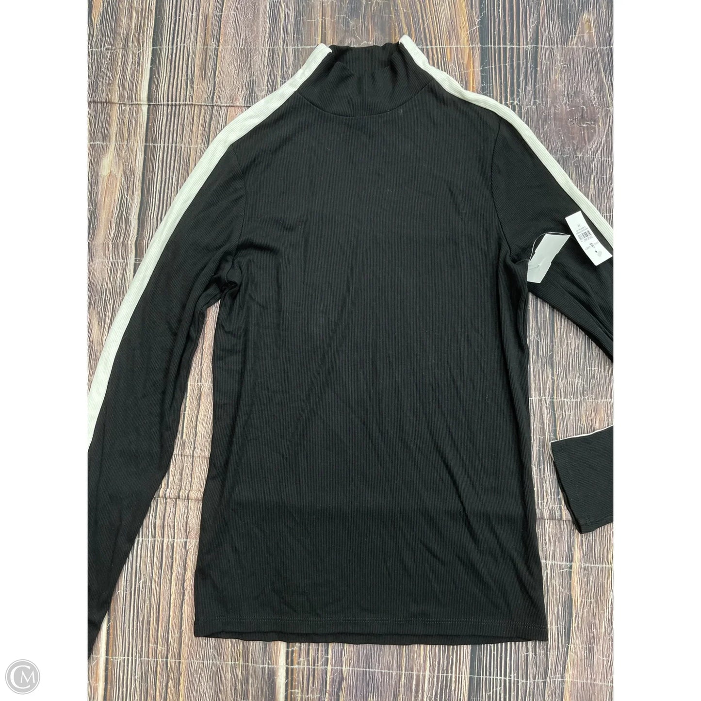 Top Long Sleeve By Lou And Grey In Black, Size: M