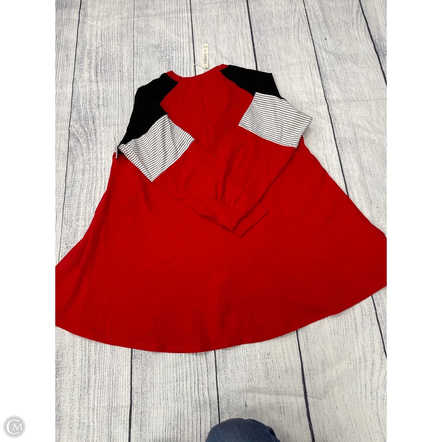 Top Long Sleeve By Clothes Mentor In Red, Size: 1x