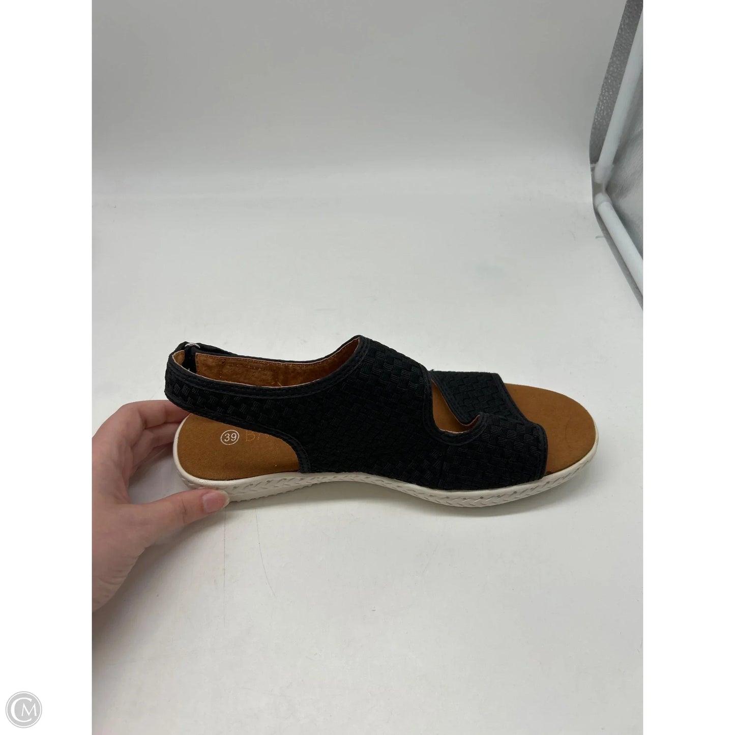 Sandals Flats By Bernie Mev In Black, Size: 8.5