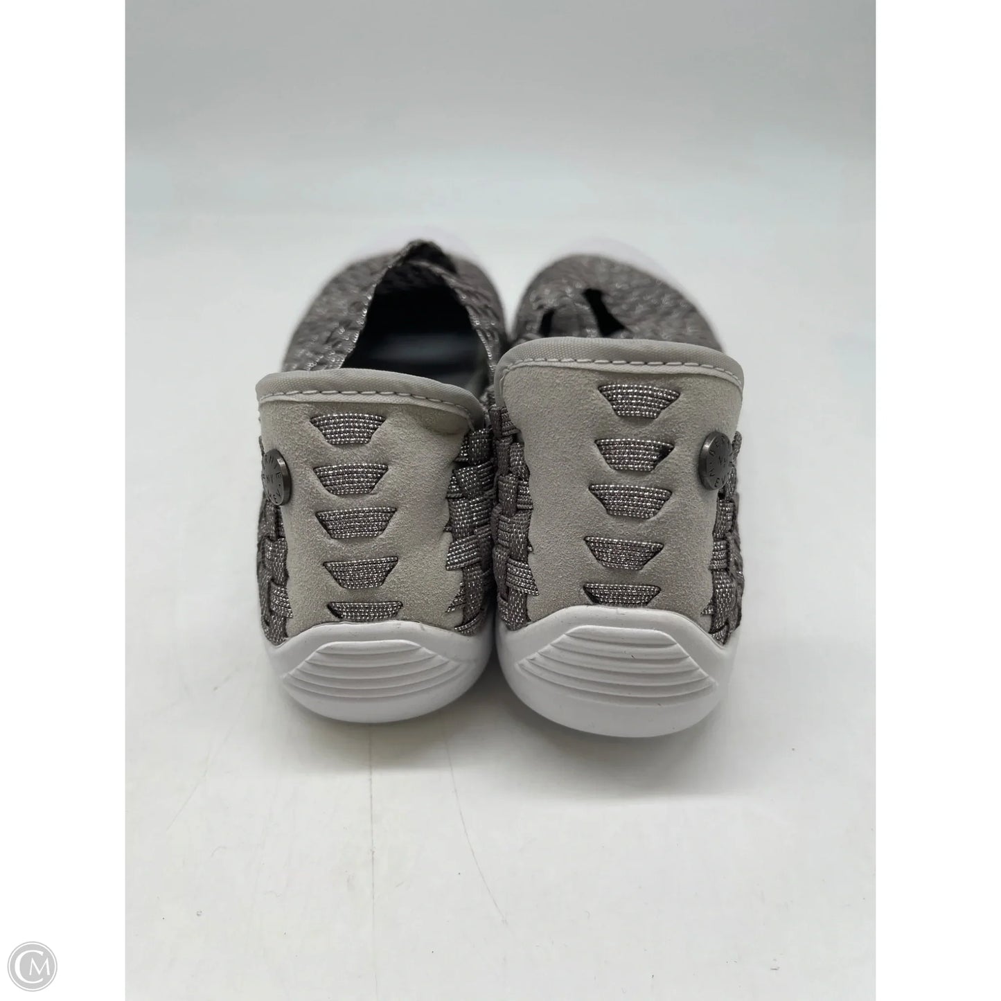 Shoes Flats By Bernie Mev In Silver, Size: 8