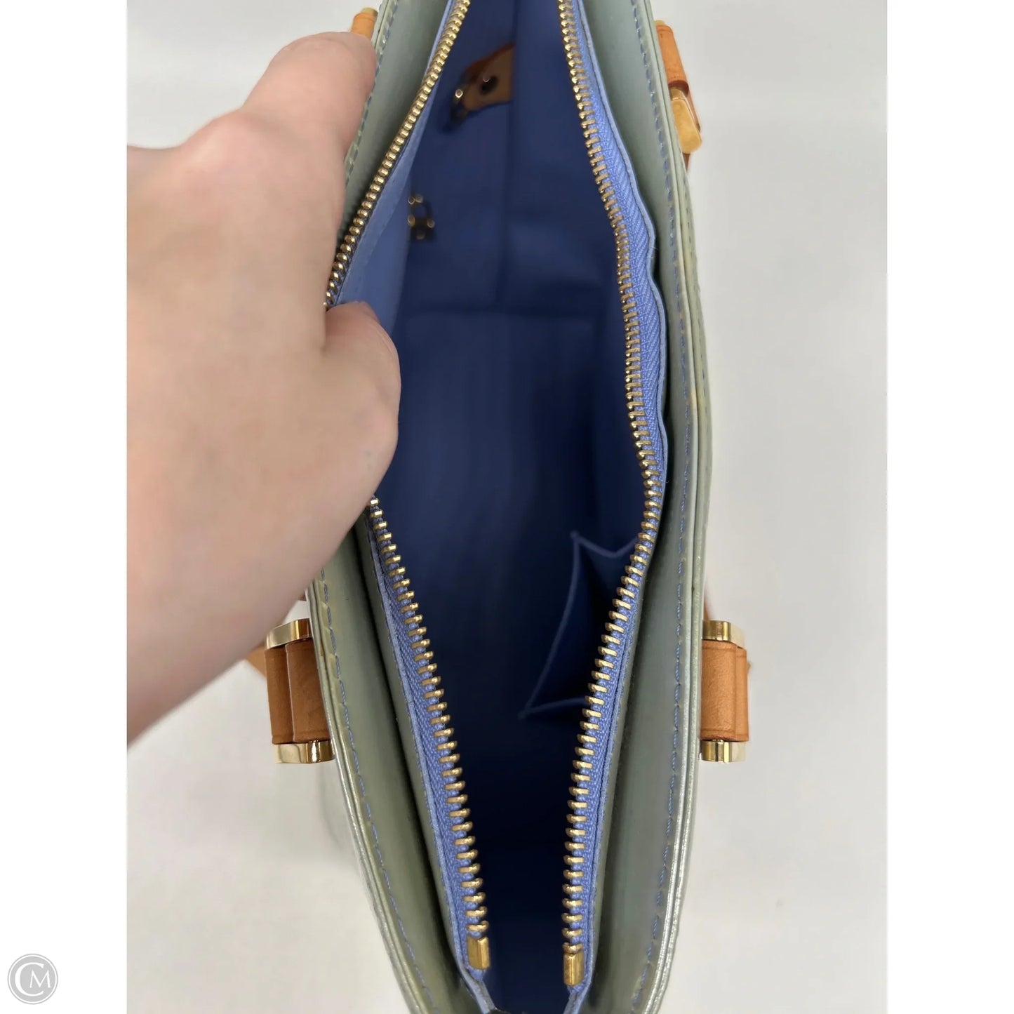 Handbag Luxury Designer By Louis Vuitton, Size: Medium