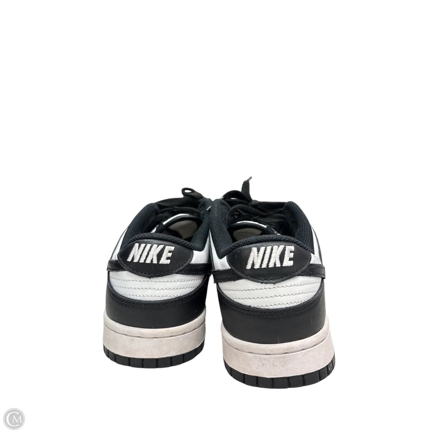 Shoes Sneakers By Nike In Black & White, Size: 9
