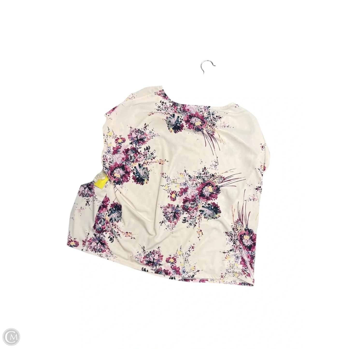 Top Short Sleeve By Maurices In White, Size: 2x