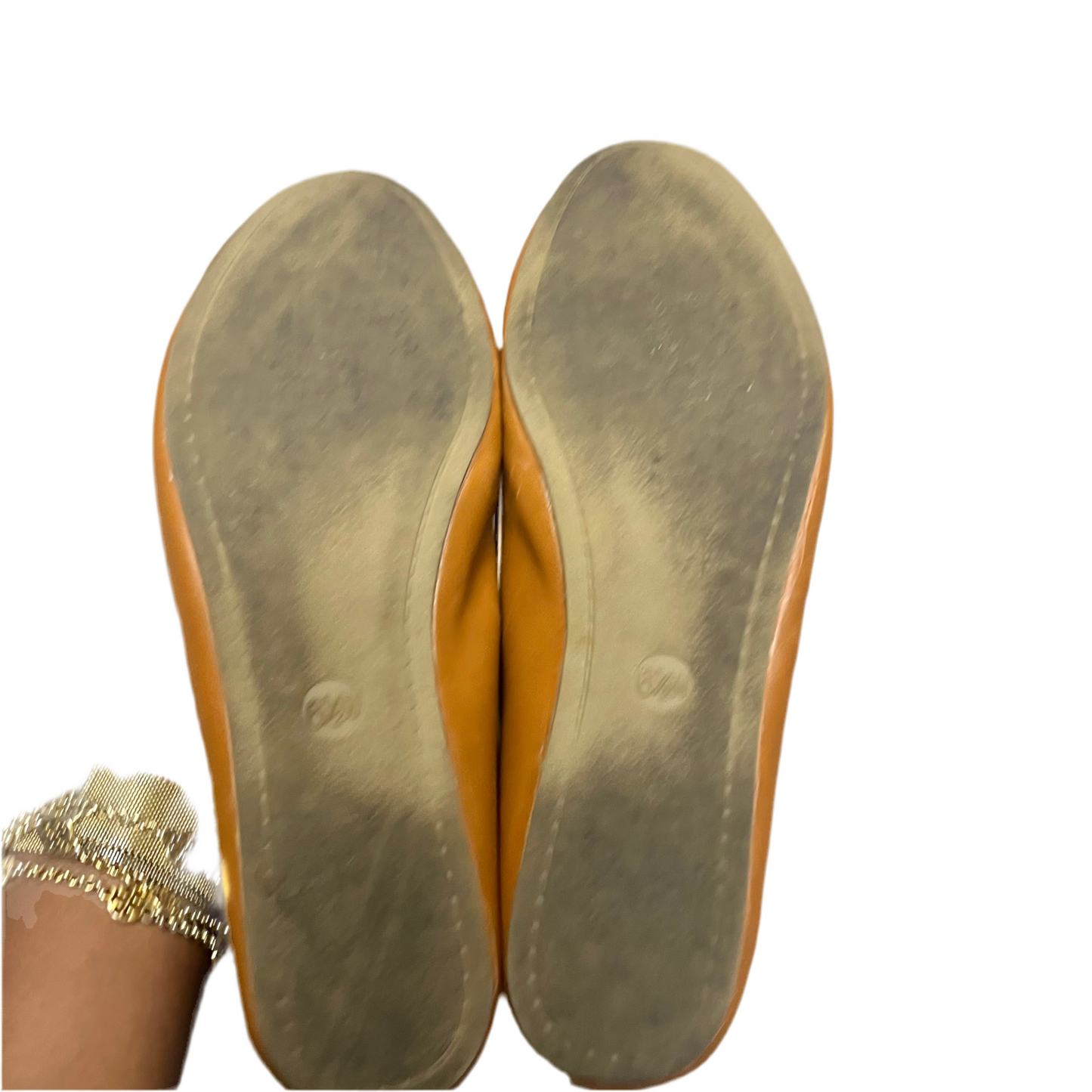Shoes Flats By Universal Thread In Tan, Size: 8.5