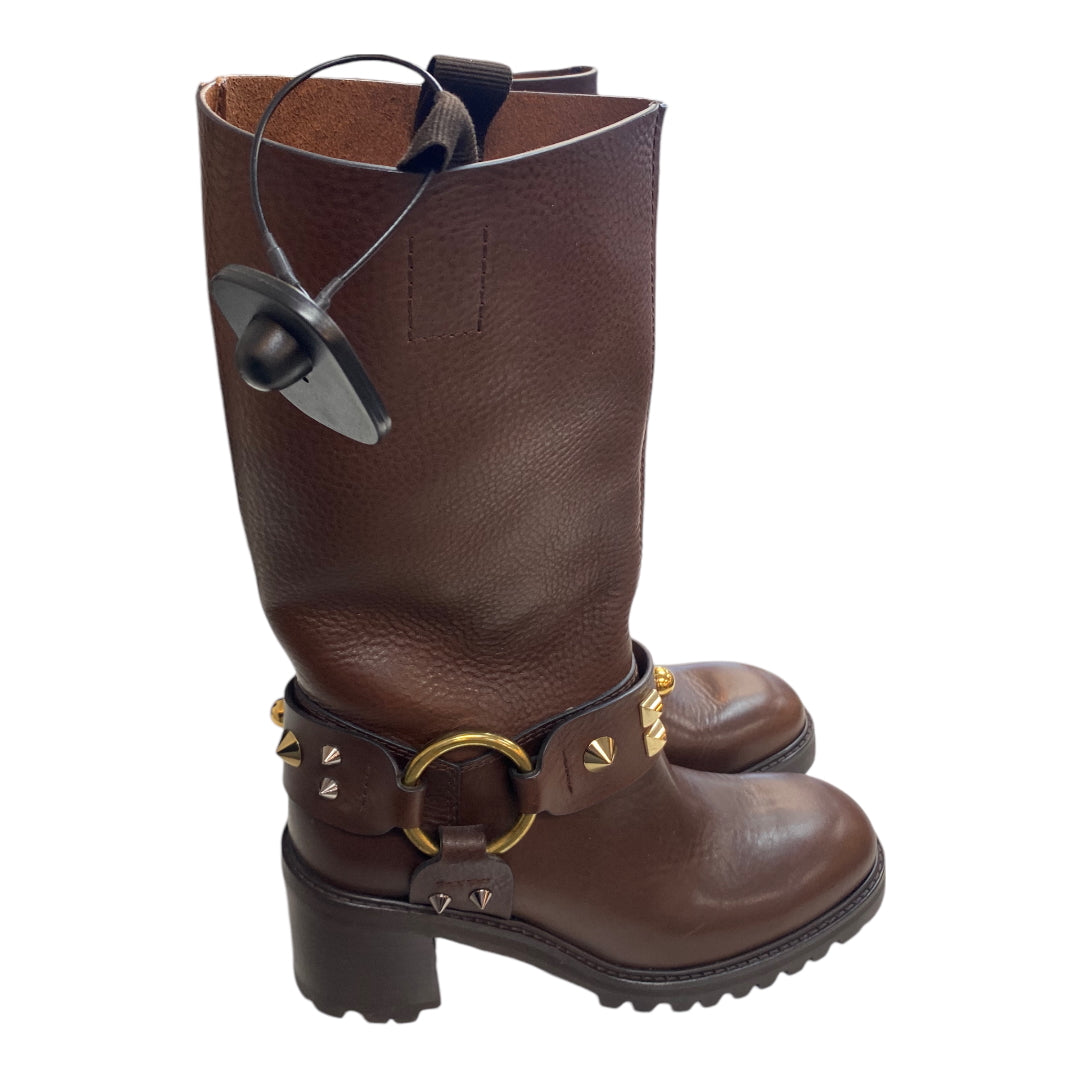 Boots Designer By Cma In Brown, Size: 9.5