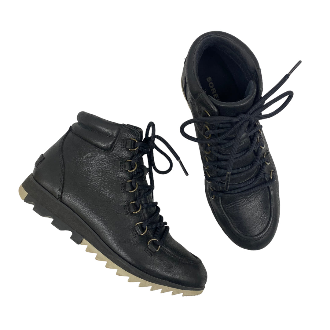 Boots Ankle Flats Designer By Sorel Size: 6.5