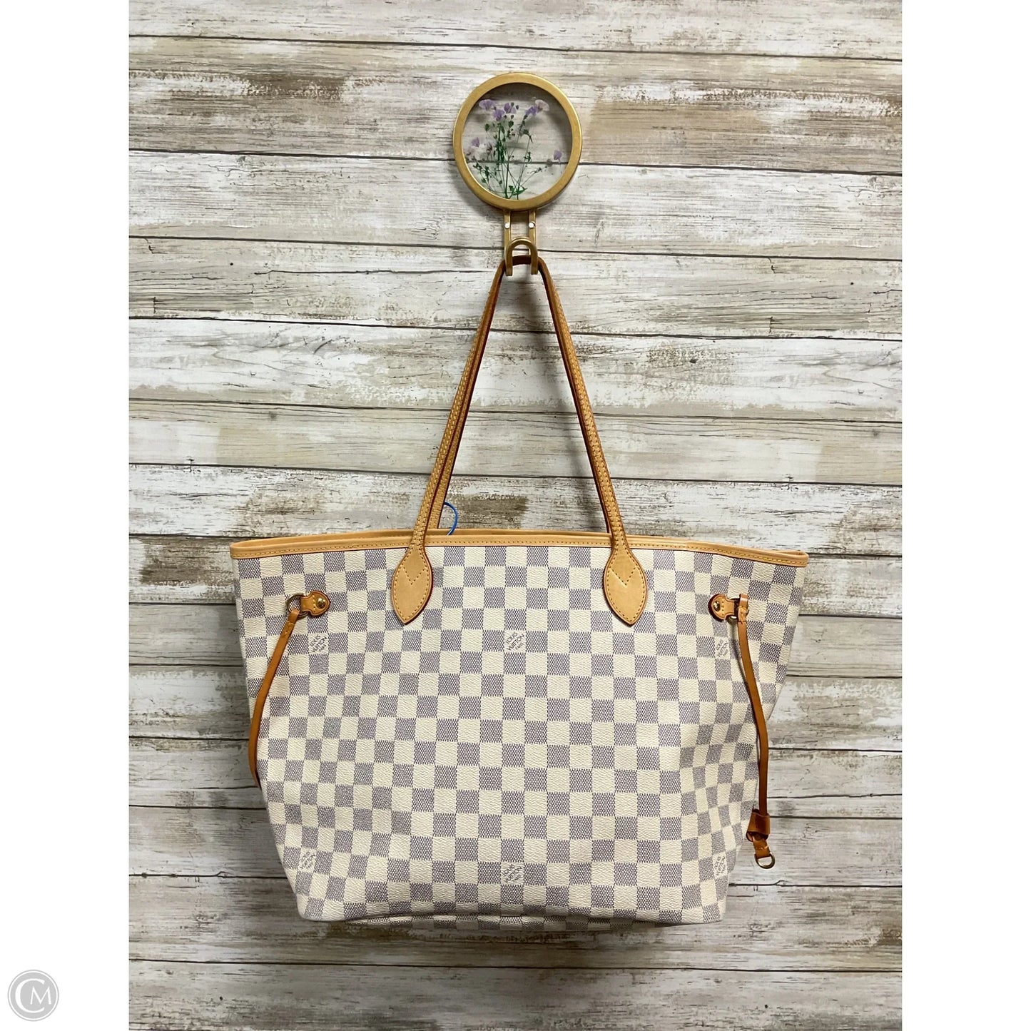 Handbag Luxury Designer By Louis Vuitton, Size: Medium