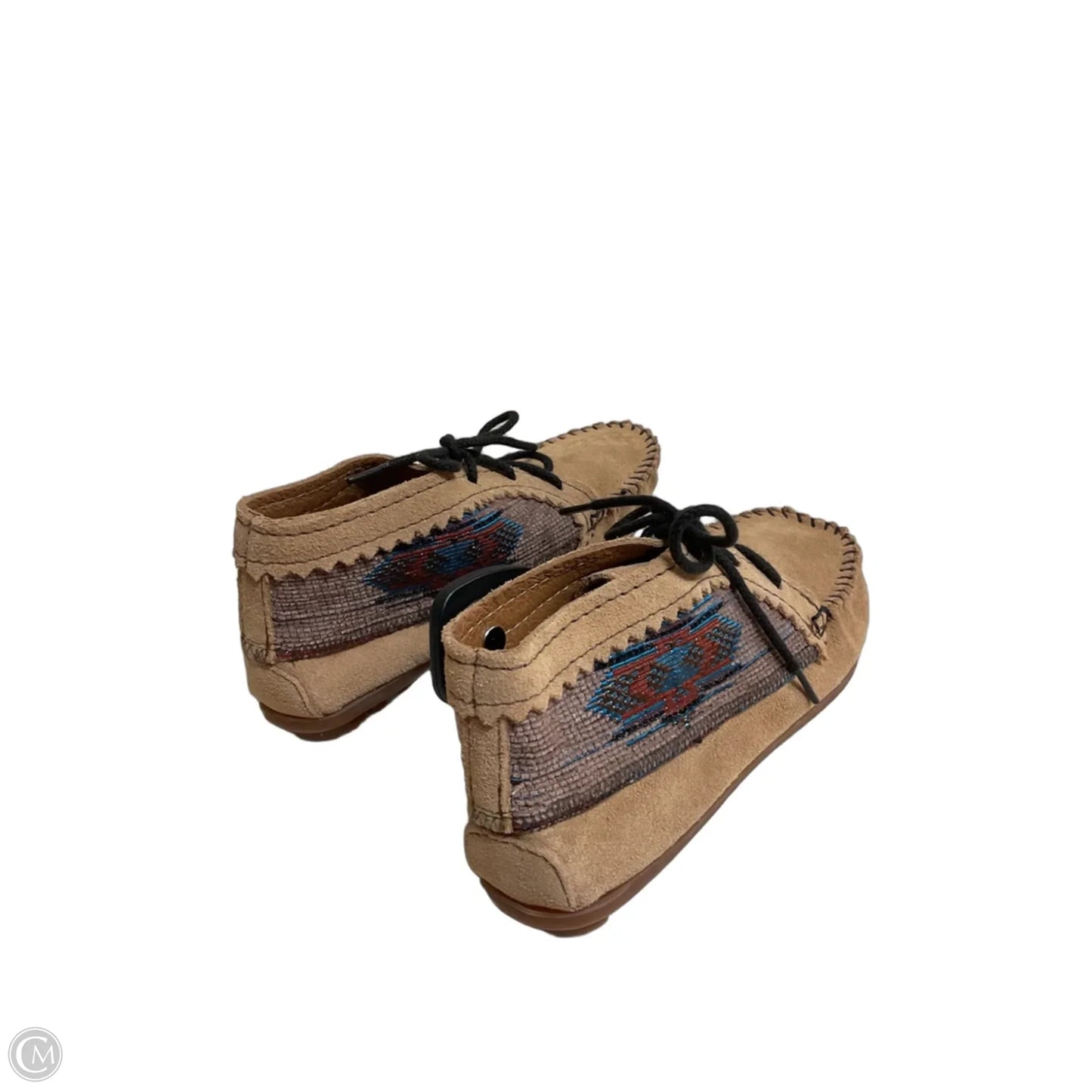 Shoes Flats By Minnetonka In Brown, Size: 5.5