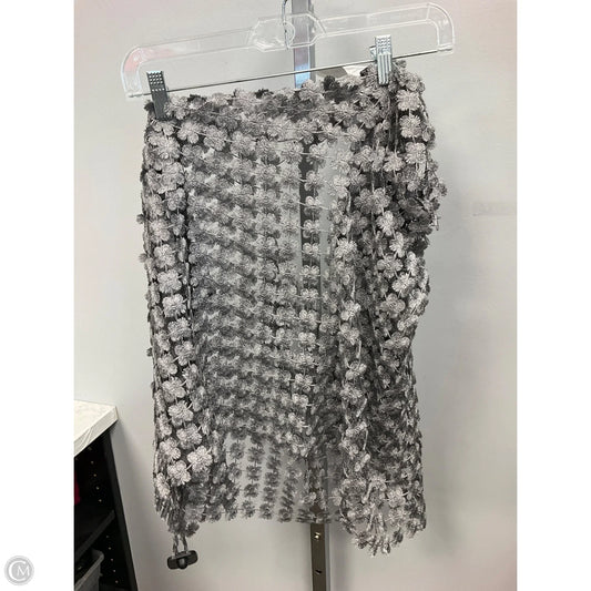 Poncho By Clothes Mentor In Silver, Size: L