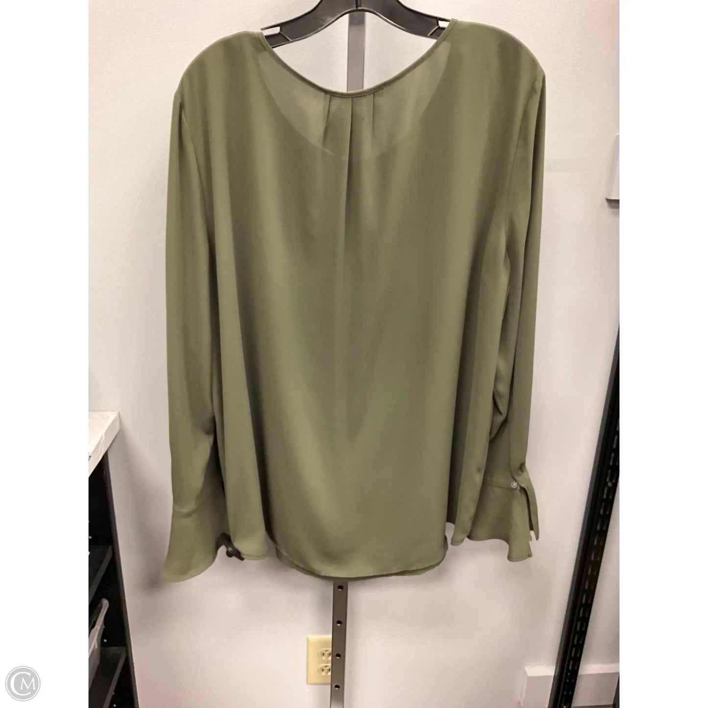 Top Long Sleeve By Loft In Green, Size: Xl