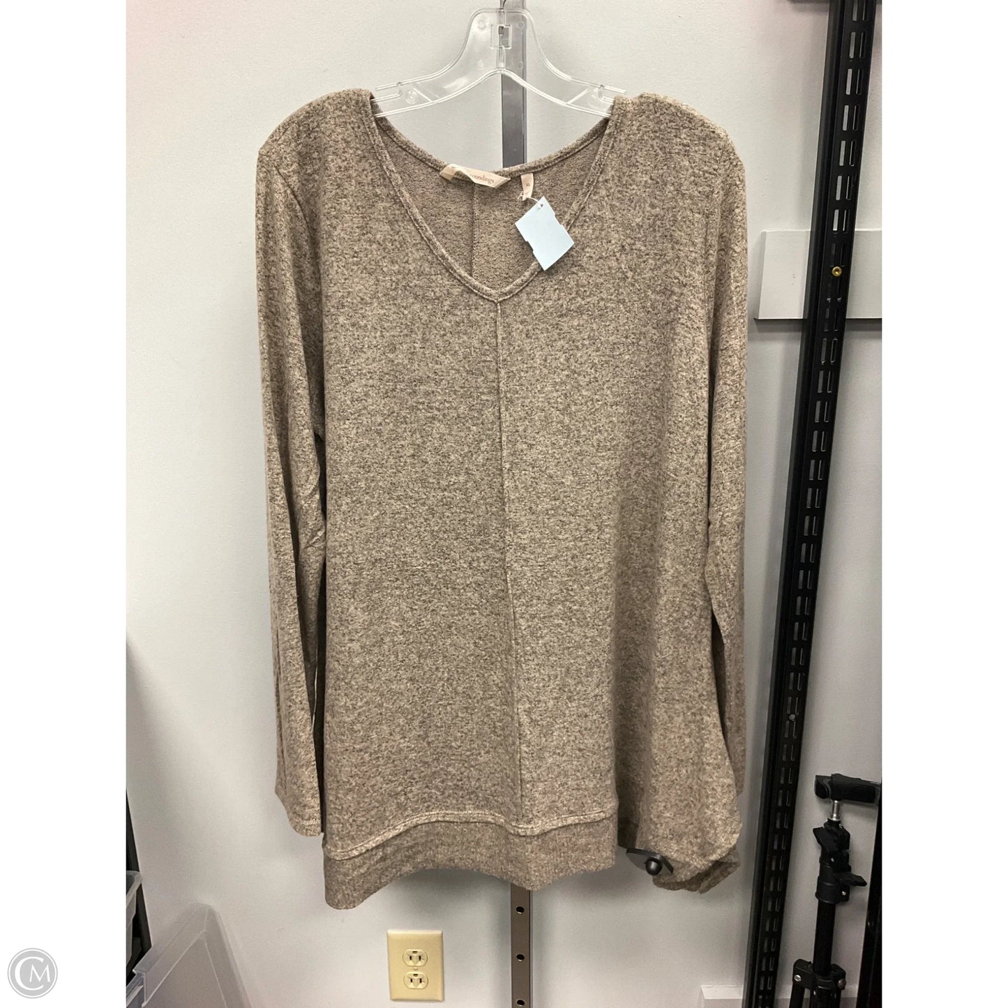 Top Long Sleeve By Soft Surroundings In Tan, Size: Xl