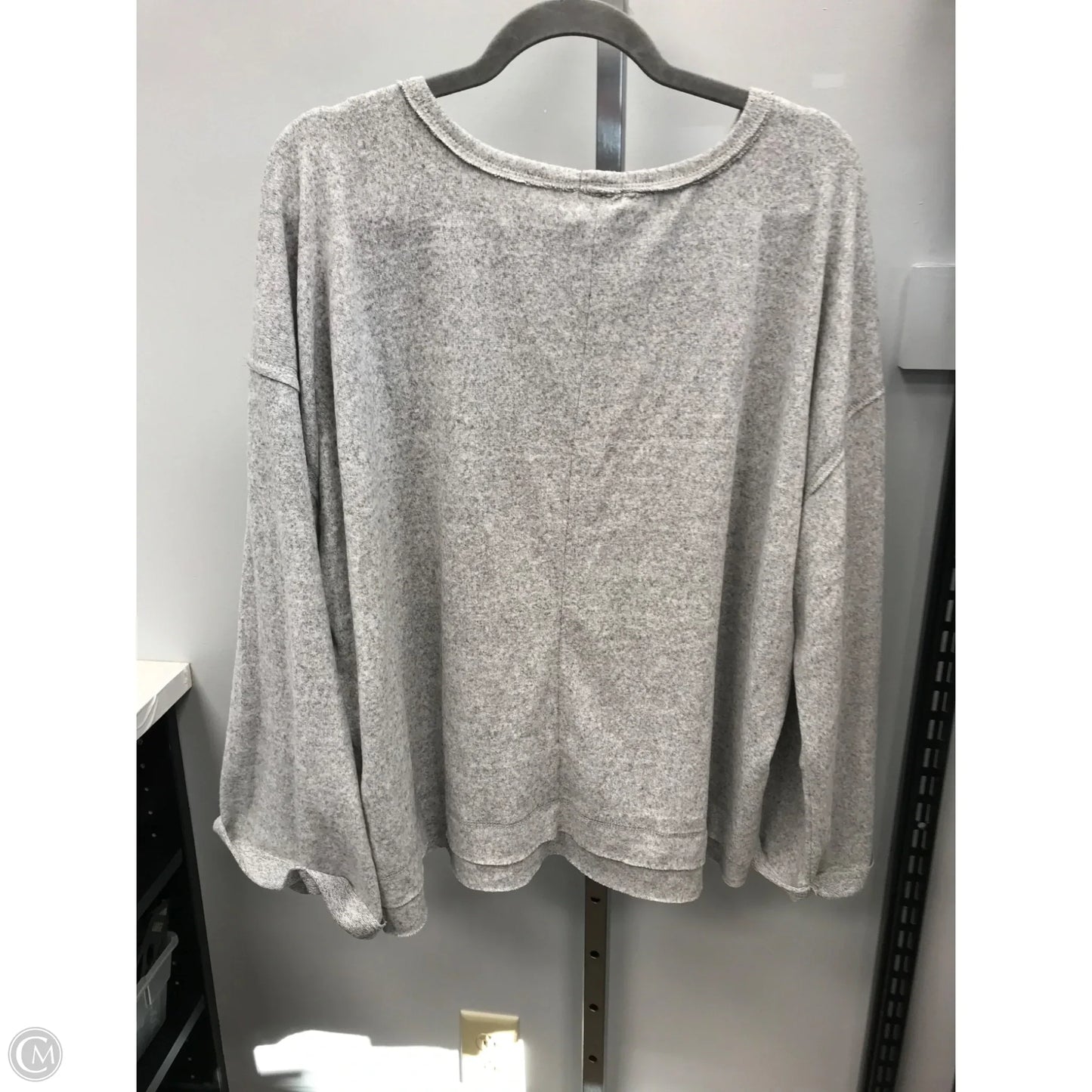 Top Long Sleeve Basic By Bke In Grey, Size: M