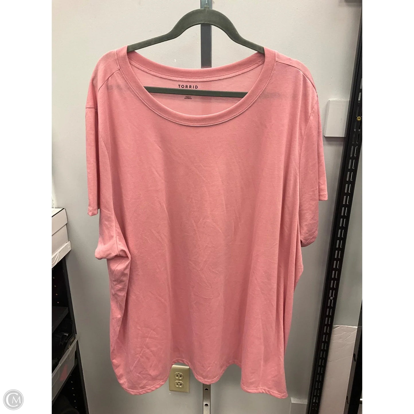 Top Short Sleeve Basic By Torrid In Peach, Size: 5