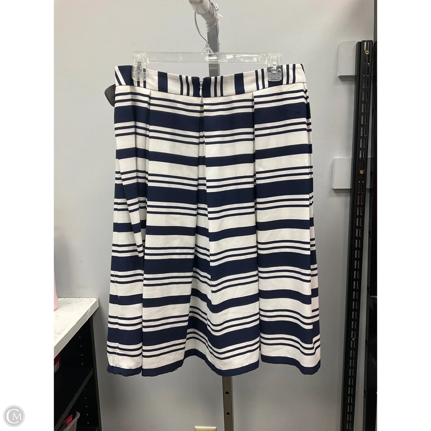 Skirt Mini & Short By Roz And Ali In Striped Pattern, Size: 8