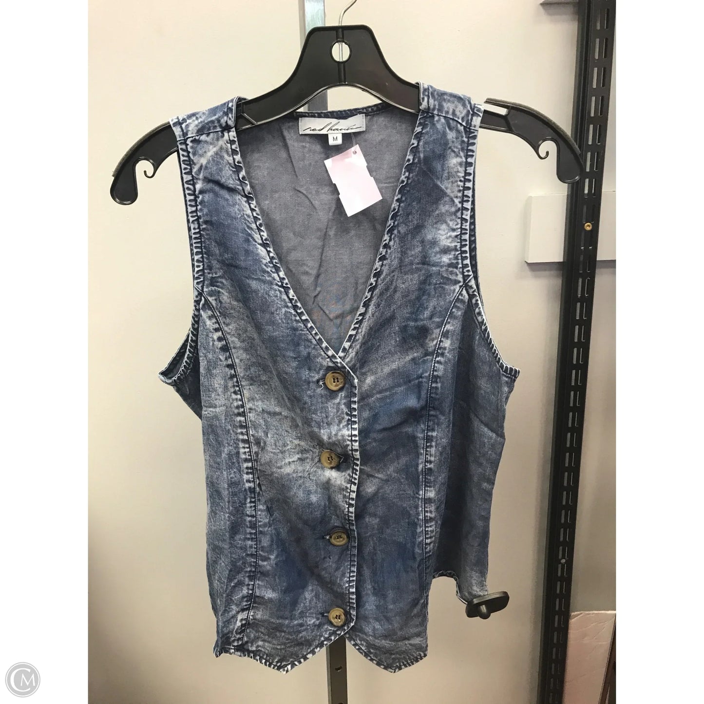 Top Sleeveless By Red Haute In Blue Denim, Size: M