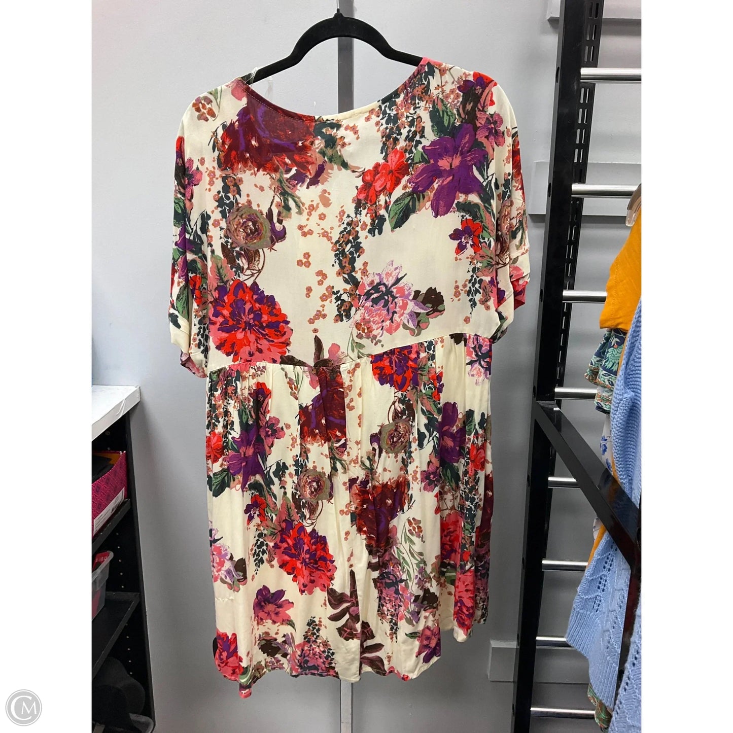 Dress Casual Short By Andree By Unit In Floral Print, Size: L