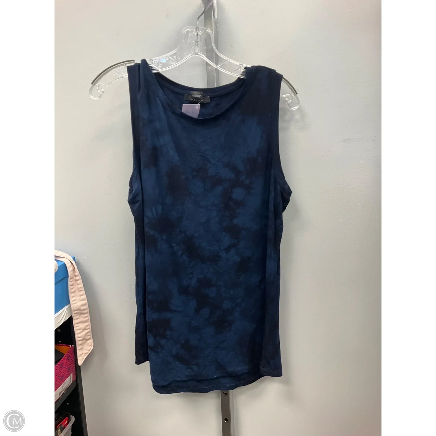 Top Sleeveless By Tahari In Tie Dye Print, Size: L