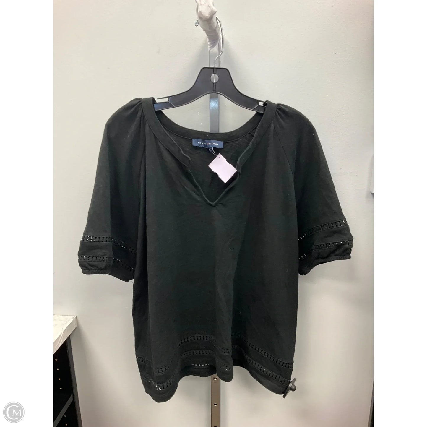 Top Short Sleeve By Tommy Hilfiger In Black, Size: Xl