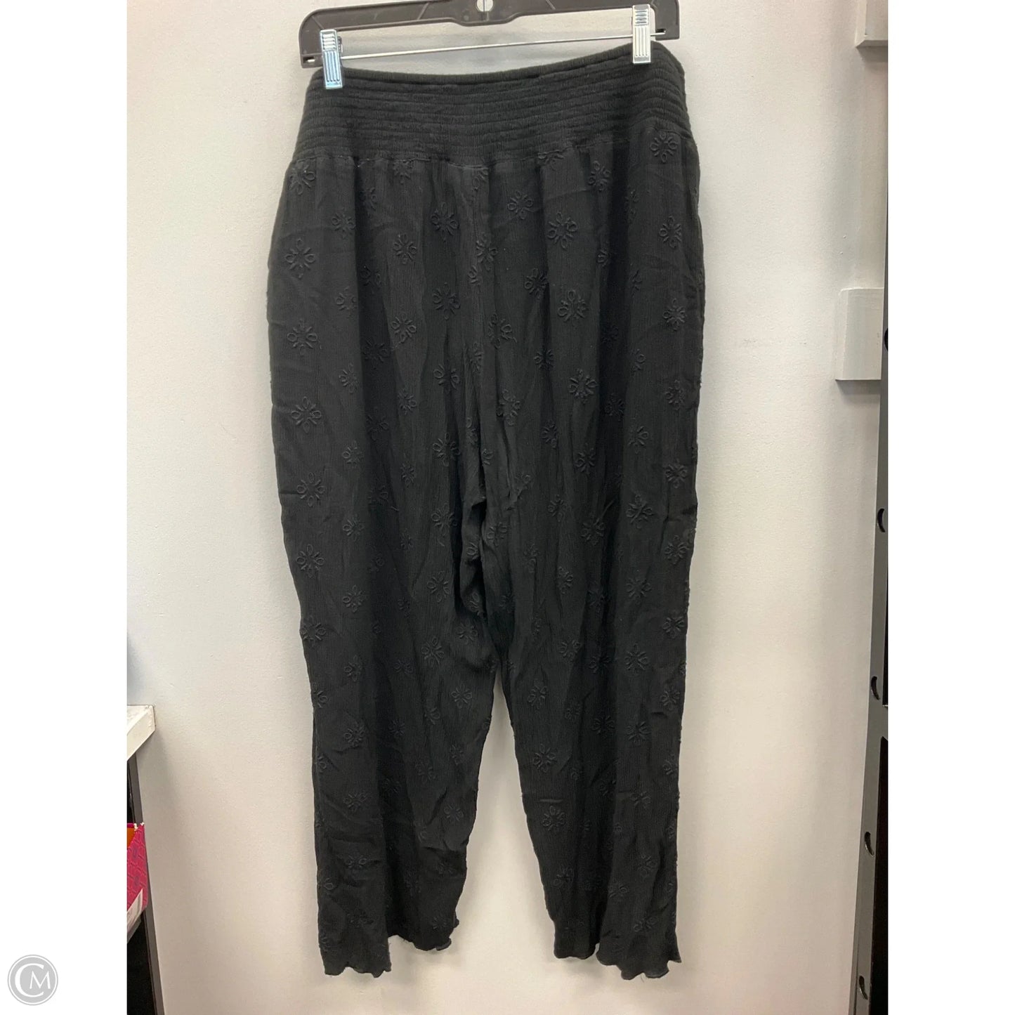 Pants Cropped By Chicos In Black, Size: Xl