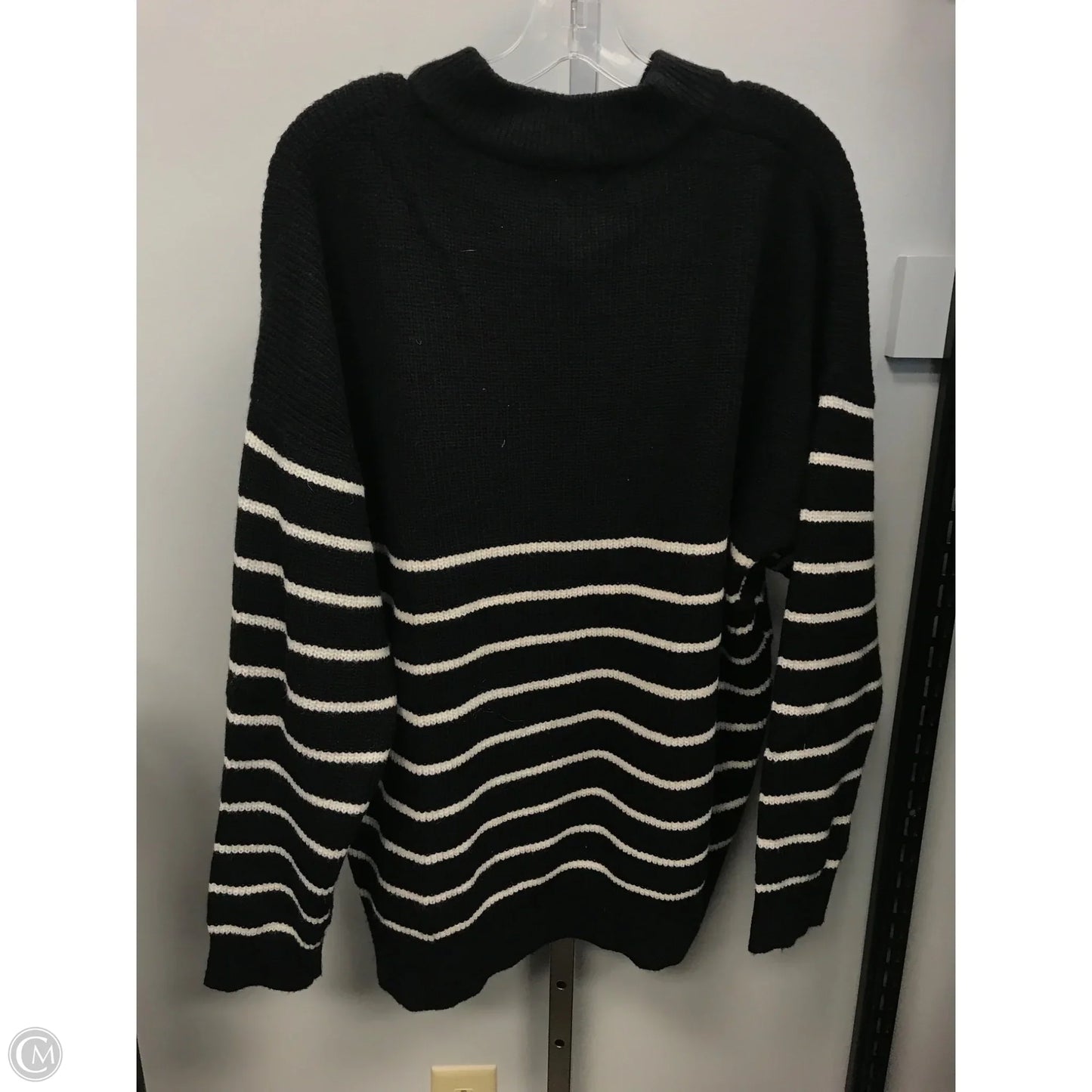 Sweater By Chicsoul In Black & White, Size: 3x