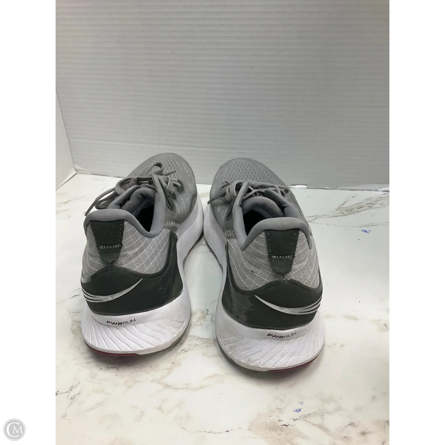 Shoes Athletic By Clothes Mentor In Grey, Size: 8